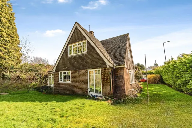 Photo 3 — Rydal Drive, Hale Barns, Altrincham, WA15