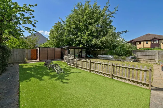 Photo 3 — Courthouse Road, Maidenhead, Berkshire, SL6 6HY