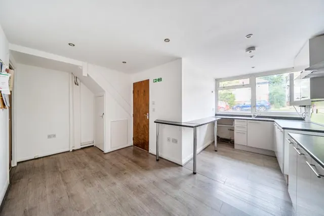 Barnsdale Road, Reading, RG2, photo 2