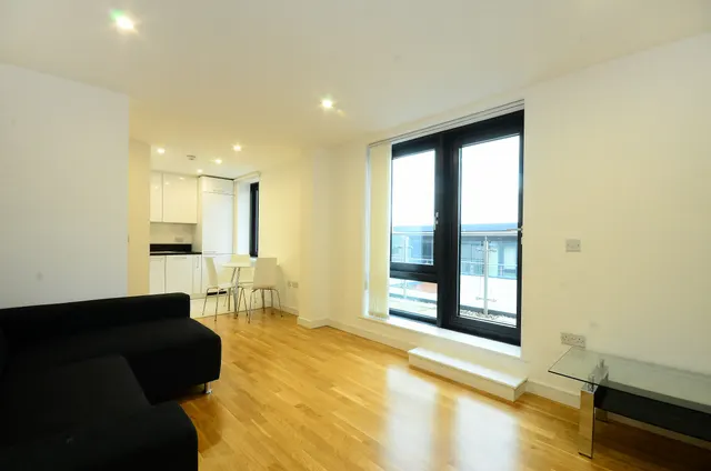 52 College House, 52 Putney Hill, London, photo 1