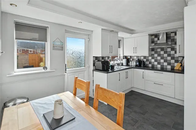 Fairfield Way, Tadcaster, LS24, photo 2