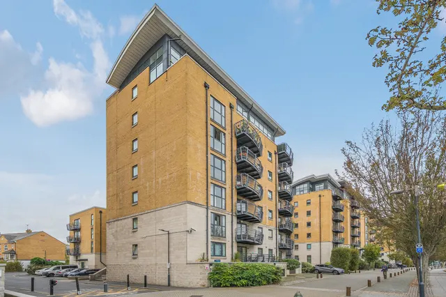 Photo 3 — Glaisher Street, London, SE8