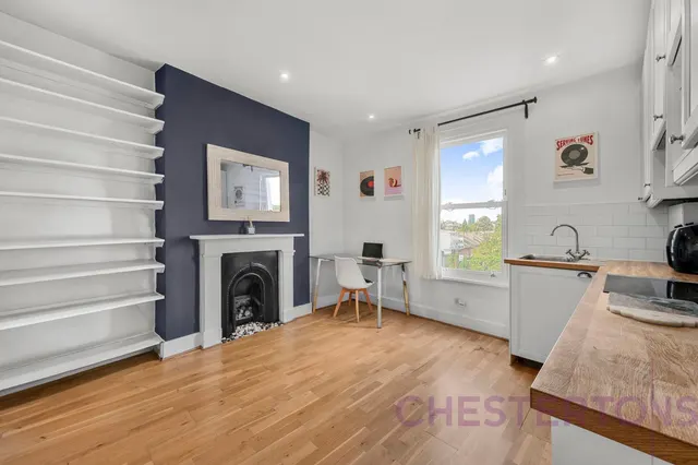 Kirkside Road, London, SE3, photo 2