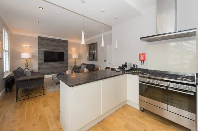 Belford Road, Harrogate, HG1, photo 2