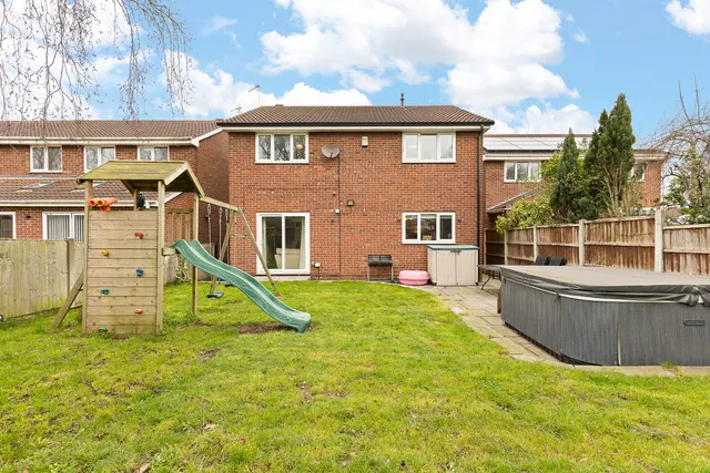 Lyndale Avenue, Edenthorpe, DN3, photo 3