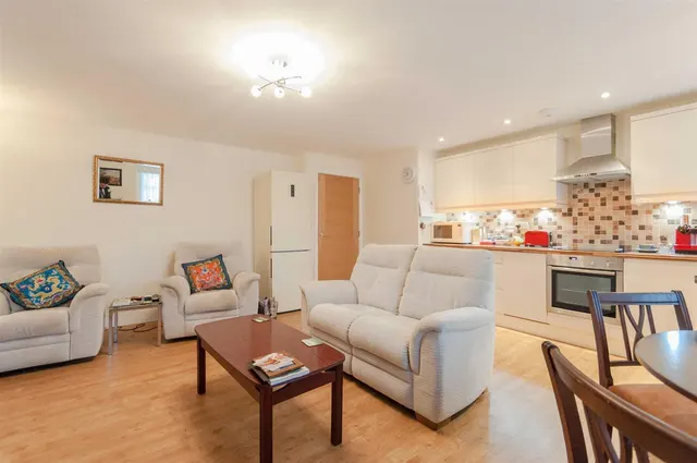 Lowfield Lane, Hoddesdon, EN11, photo 2