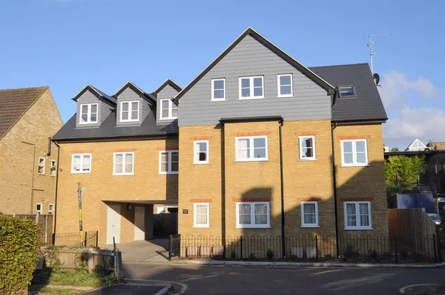 Lowfield Lane, Hoddesdon, EN11, photo 1