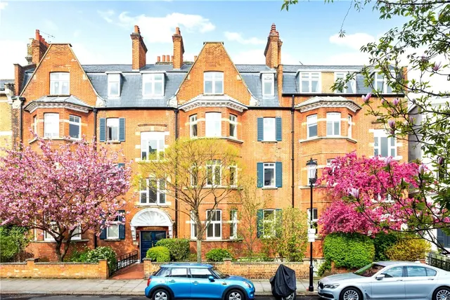 Elgin Crescent, London, W11, photo 1
