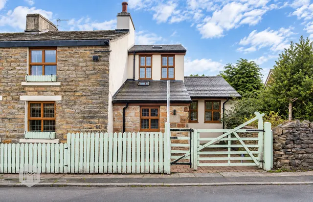 Old School Cottages Cox Green Road, Egerton, Bolton, BL7 9RD, photo 1