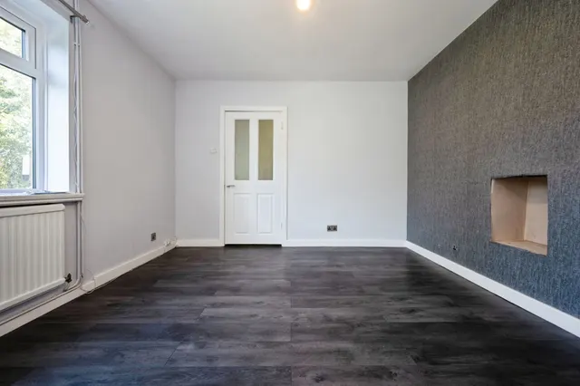 Dolphin Place, Aylesbury, HP21, photo 2