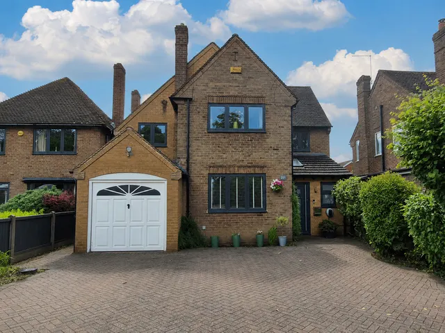 4 bedroom house, Eccleshall Road, Stafford