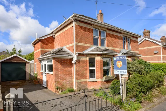 Middleton Road, Ringwood, BH24, photo 1