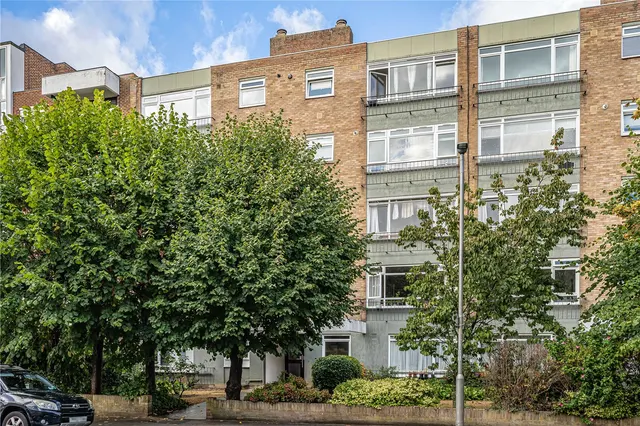 St. John's Avenue, London, SW15, photo 1