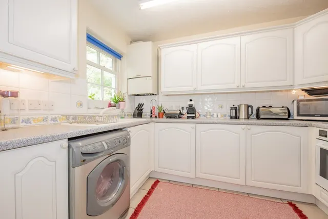 Townside Place, Camberley, GU15, photo 2