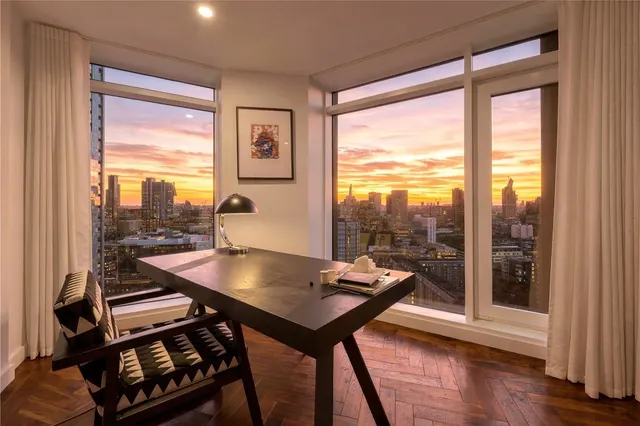 City Road, London, EC1V, photo 1