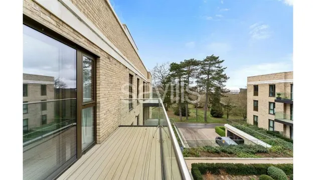 Daffodil Crescent, EN4, photo 1