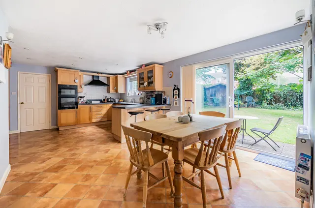 Downlands Way, South Wonston, SO21, photo 3
