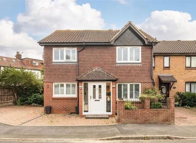 Gables Close, Lee, SE12, photo 1