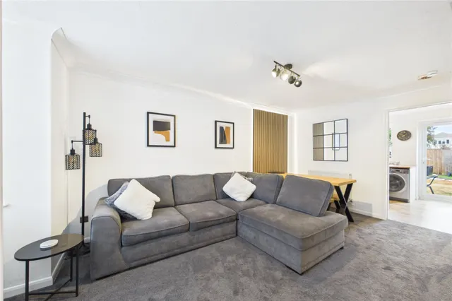 Century Drive, Spencers Wood, RG7, photo 2