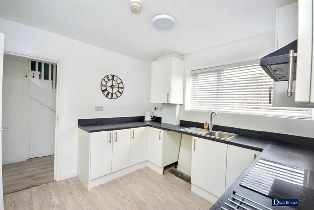 Photo 3 — Avon Road, Cranham, Upminster, RM14
