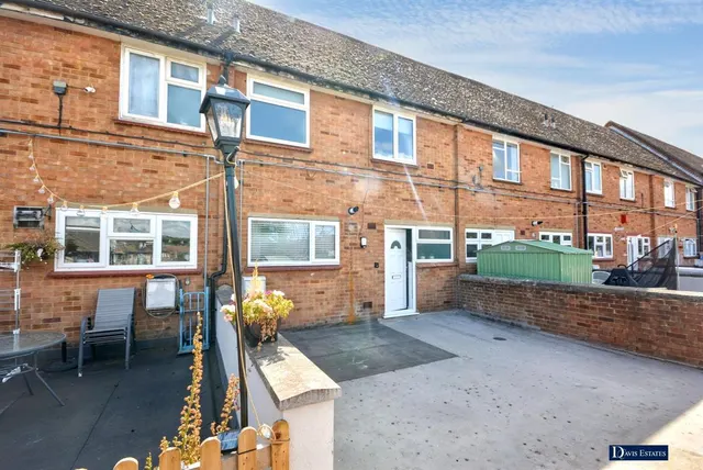Avon Road, Cranham, Upminster, RM14, photo 1