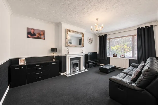 West End Road, Ruislip, photo 3