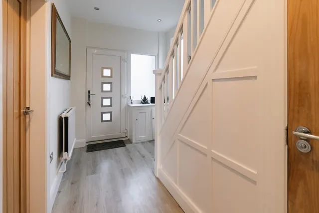 Photo 2 — Groby Road, Leicester, LE3 9QB
