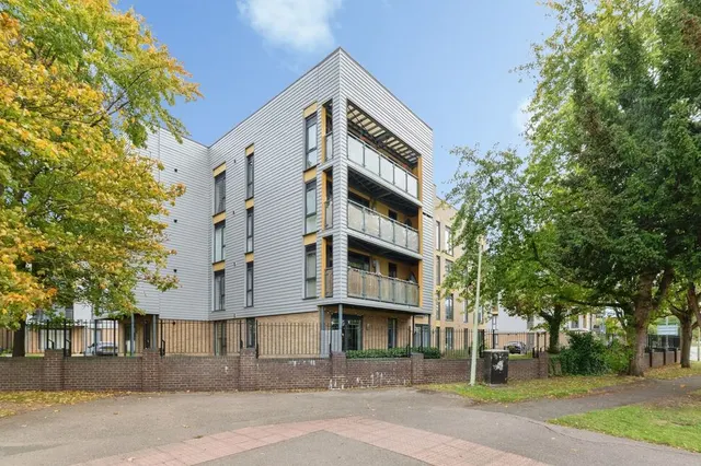 Allwoods Place, Hitchin, SG4, photo 1