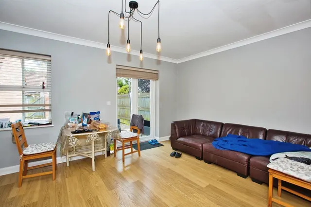 Century Park, Yeovil, BA20, photo 2
