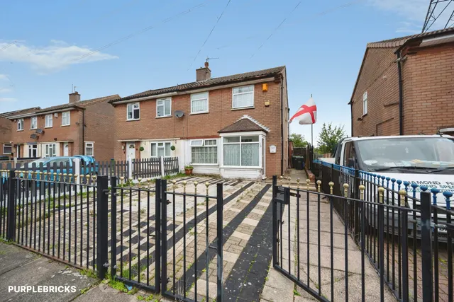 Hampshire Road, West Bromwich, B71, photo 1