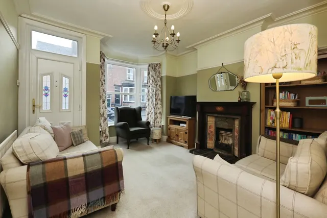 Photo 2 — Fulmer Road, SHEFFIELD, South Yorkshire, S11