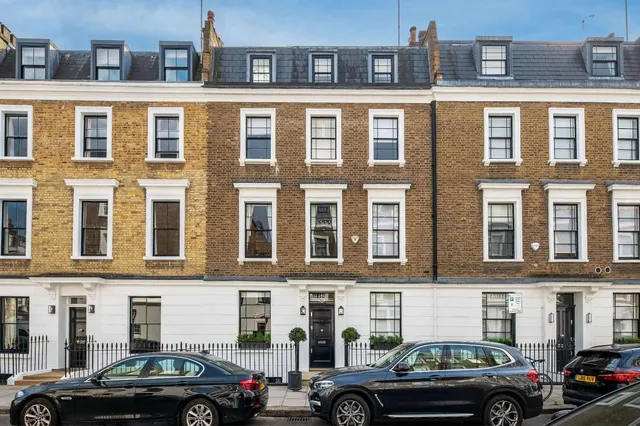 Westmoreland Place, London, SW1V 4AB, photo 1