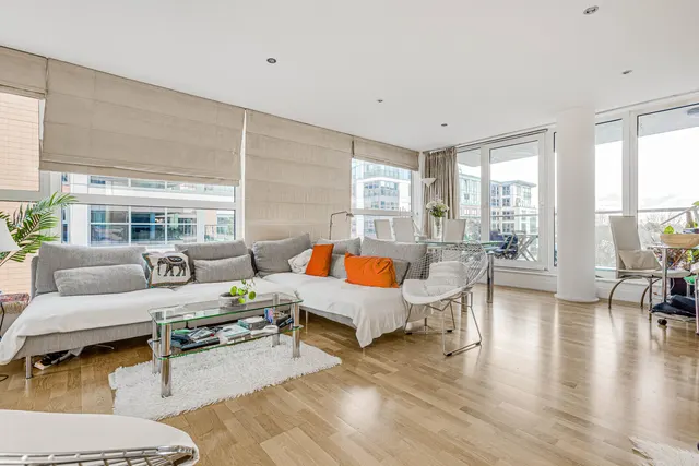 The Boulevard, Imperial Wharf, SW6, photo 2