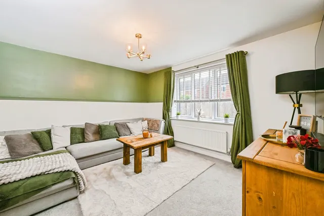 Turner Grove, Hucknall, NG15, photo 2