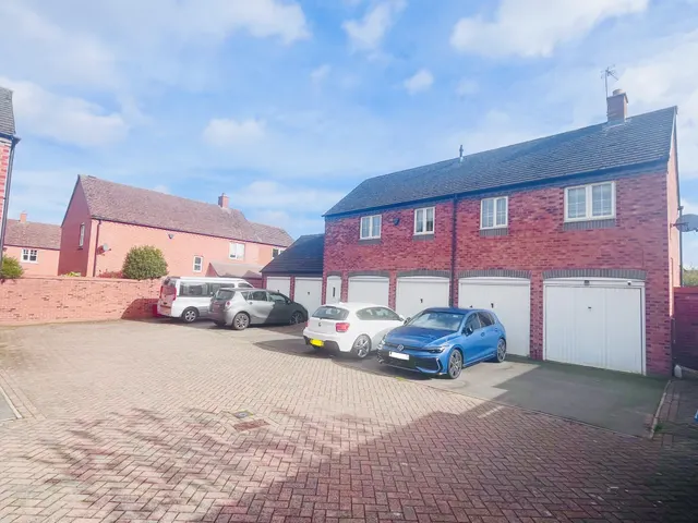 Agincourt Road, Lichfield, WS14, photo 1