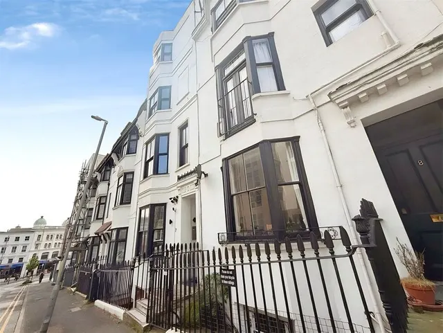1 bedroom flat — Queen Square, Brighton, East Sussex, BN1
