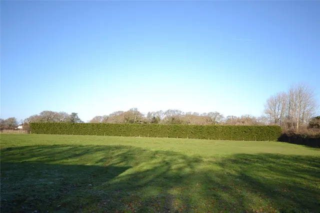 Lymington Road, Brockenhurst, SO42 7UF, photo 1