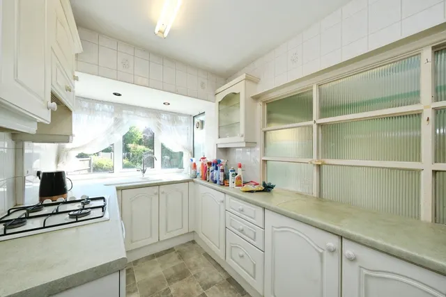 Photo 3 — Rosamond Avenue, Sheffield, South Yorkshire, S17