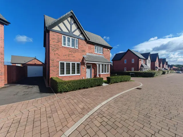 Teal Way, Wistaston, CW2, photo 1