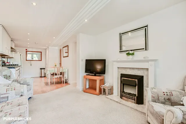 South Street, Ossett, WF5, photo 1