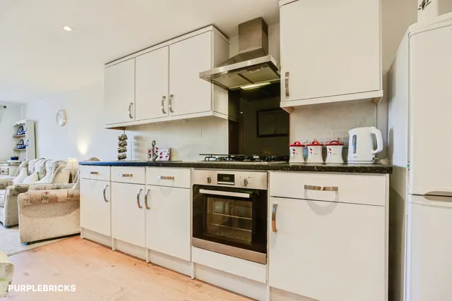 South Street, Ossett, WF5, photo 3