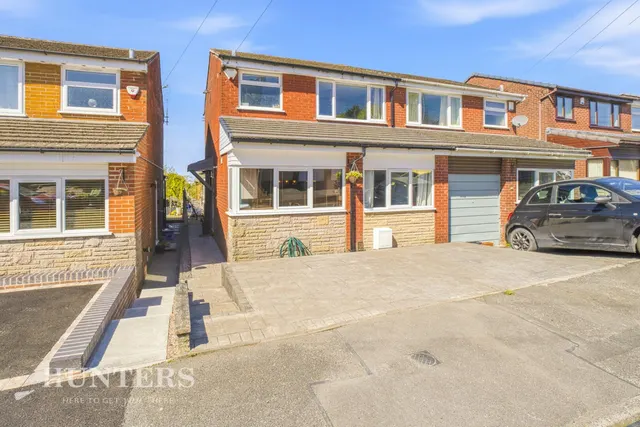 Ashdene Rise, Oldham, photo 1