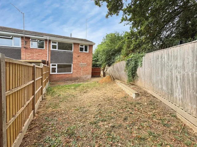 Photo 2 — Sandringham Road, Yeovil