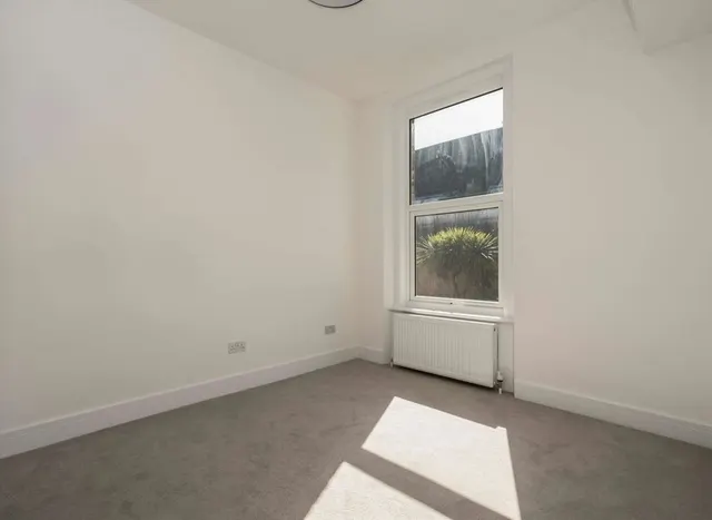 Mattock Lane, West Ealing, W13, photo 3