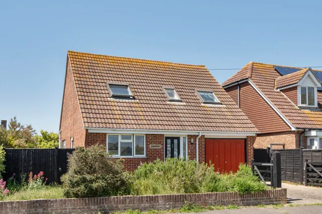Pond Road, Bracklesham Bay, PO20, photo 1