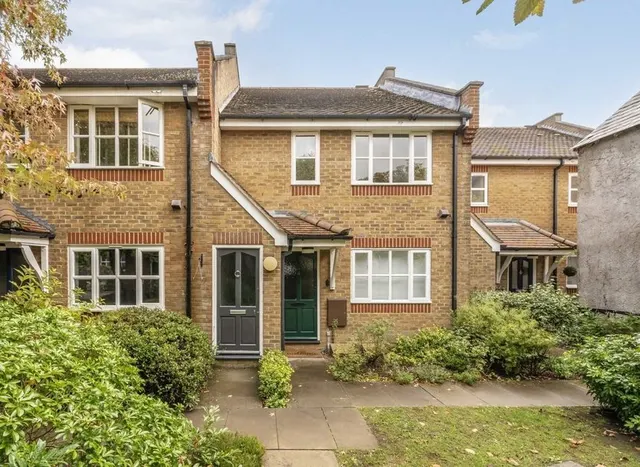 Thames Street, Lower Sunbury, TW16, photo 1