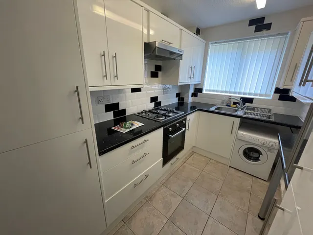 Aquinas Court/ Central, Darlington, DL3, photo 2