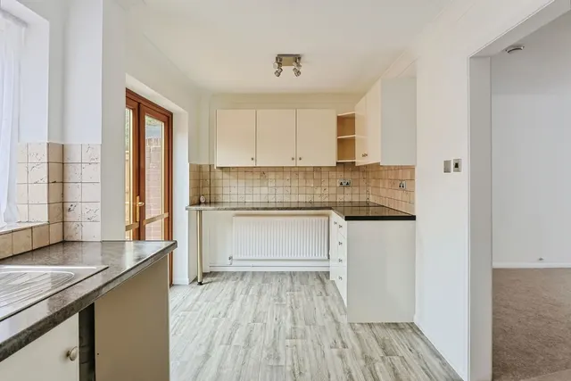 Walditch Gardens, Canford Heath, BH17, photo 2