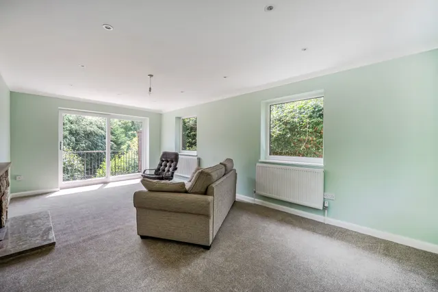 Tupwood Lane, Caterham, CR3, photo 3