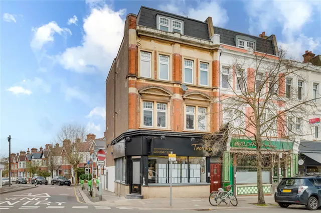 Arthur Road, Wimbledon Park, photo 2